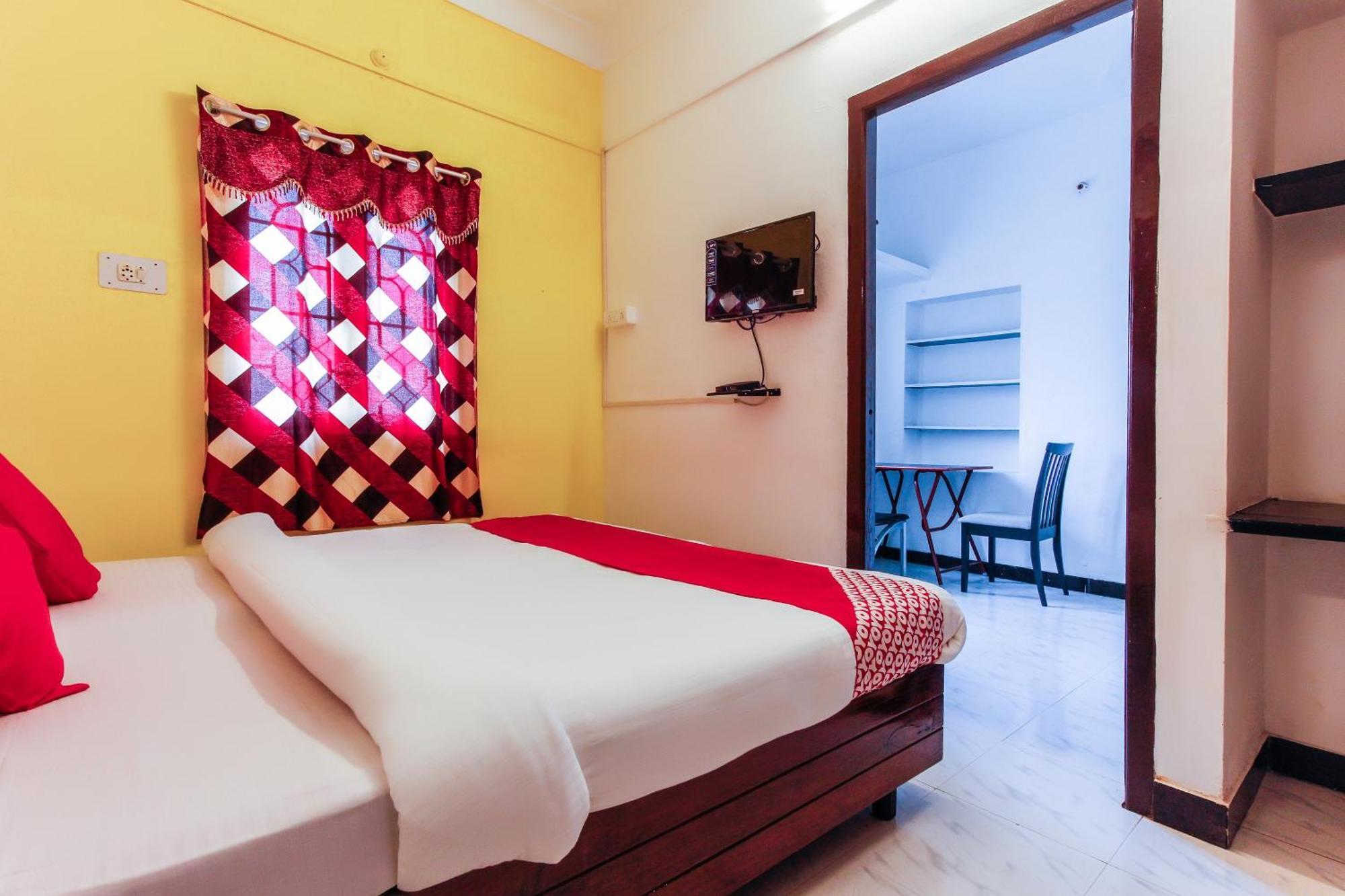 Hotel Lakshmi Narayana Salem Buitenkant foto