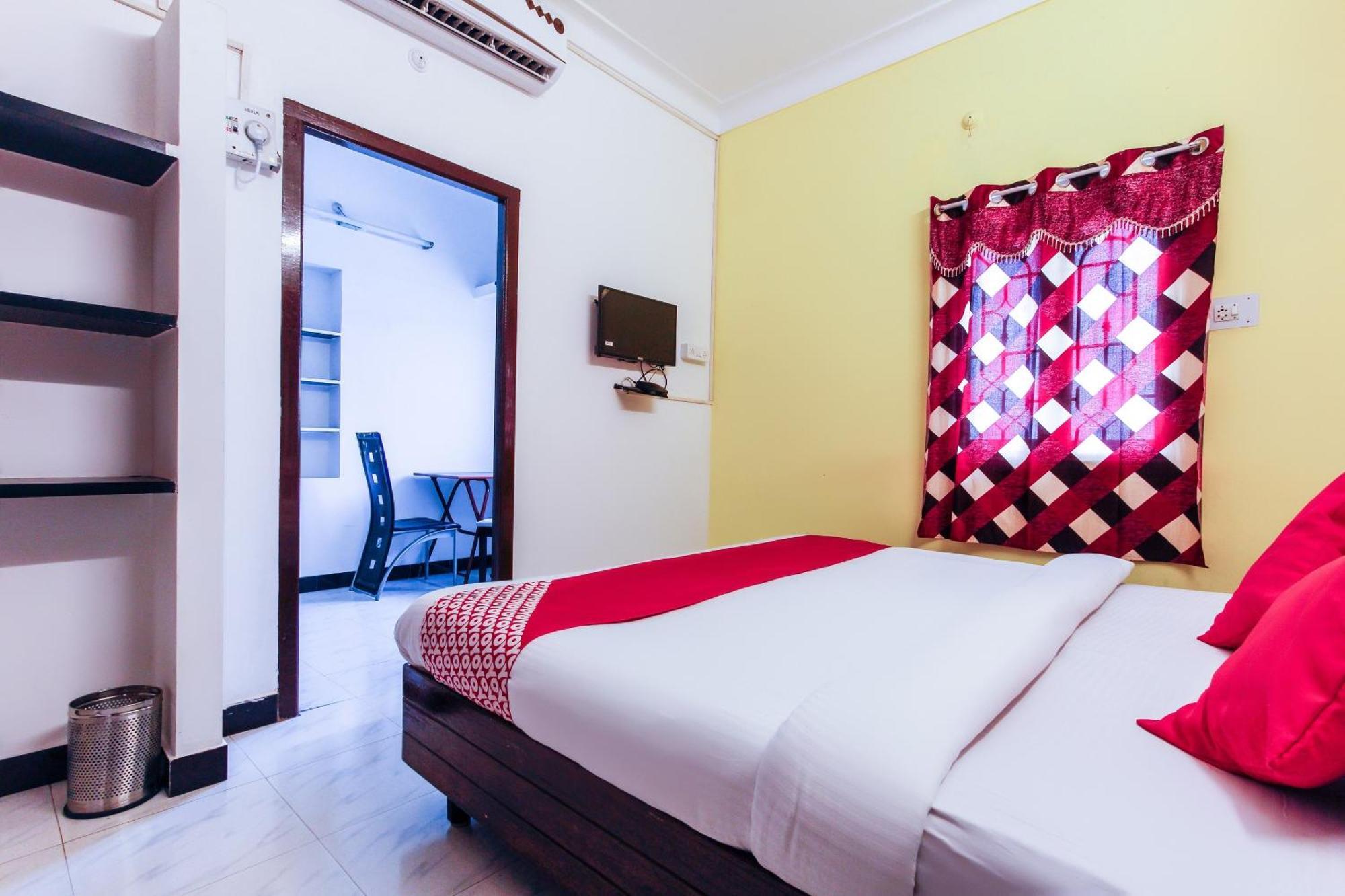 Hotel Lakshmi Narayana Salem Buitenkant foto